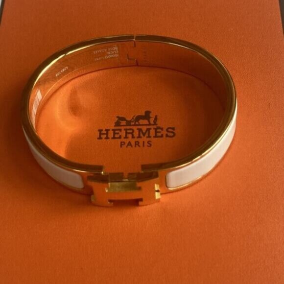 NWT Hermes Clic Enamel Bracelet Blanc White Gold, size Small - Picture 1 of 6
